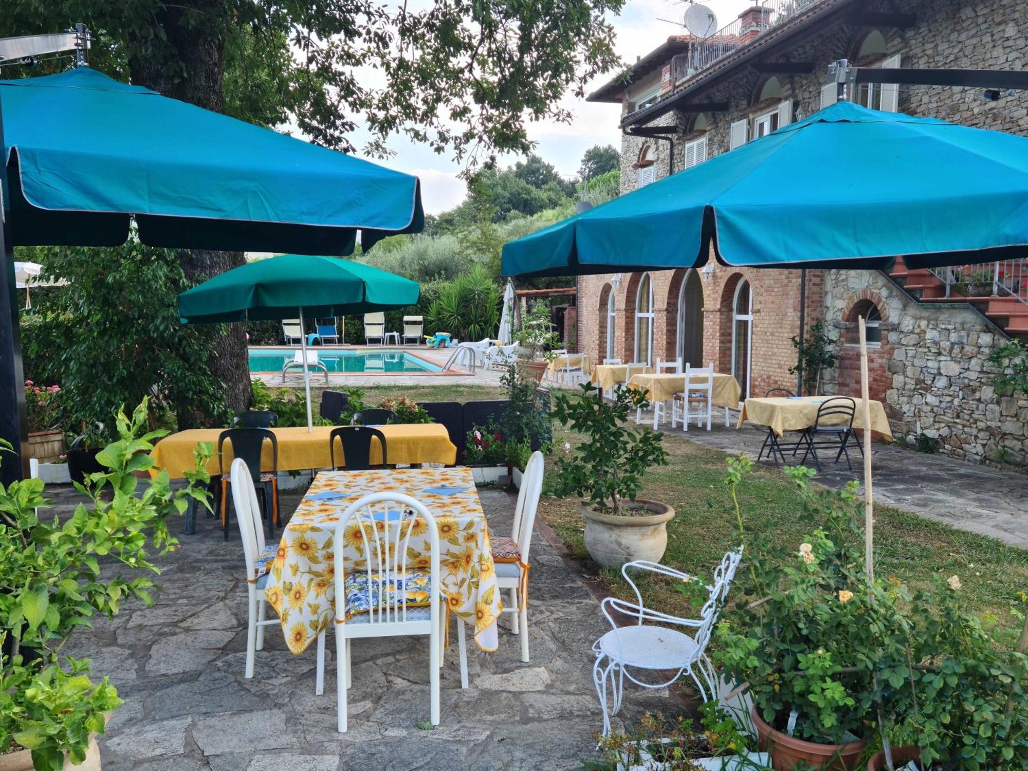 Maison Brinati Bed And Breakfast Monsummano Terme Kültér fotó